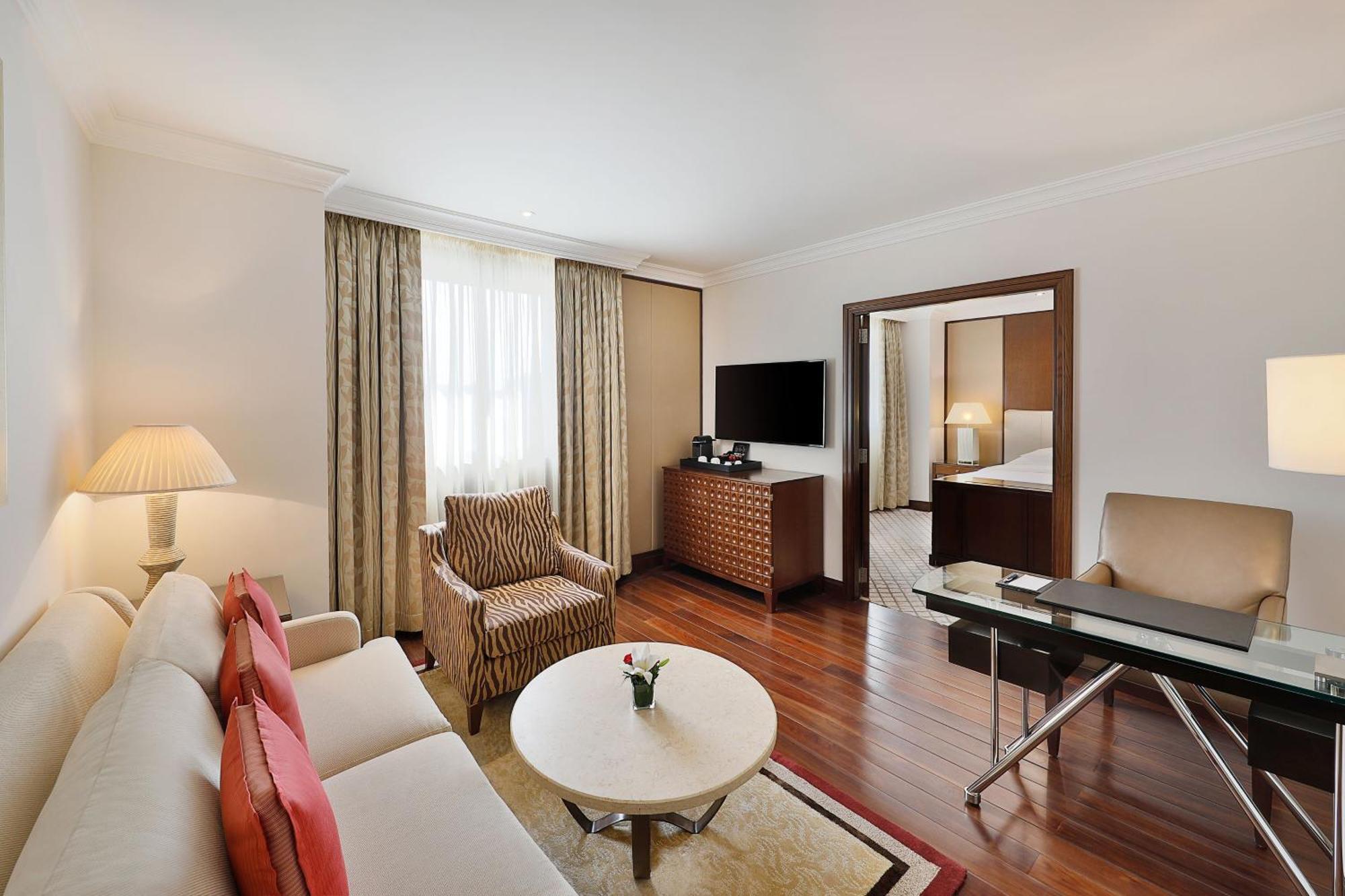 Sheraton Oman Hotel Muscat Exterior foto