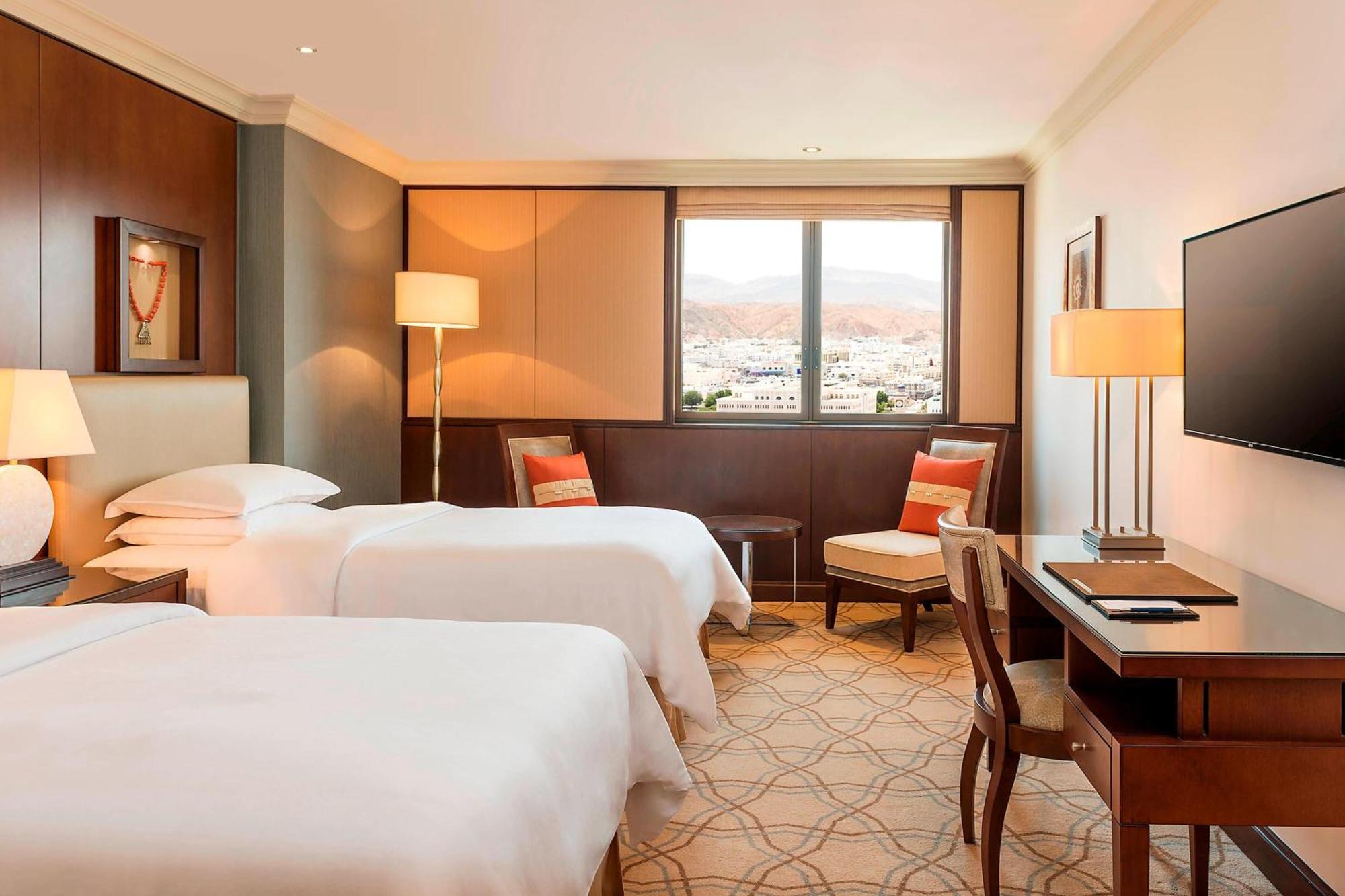 Sheraton Oman Hotel Muscat Exterior foto Deluxe Room