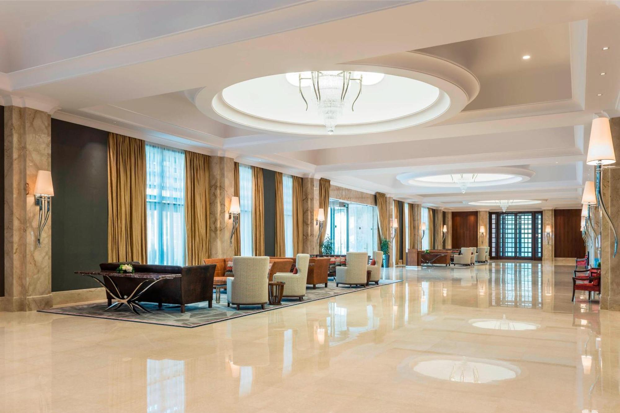 Sheraton Oman Hotel Muscat Exterior foto Lobby